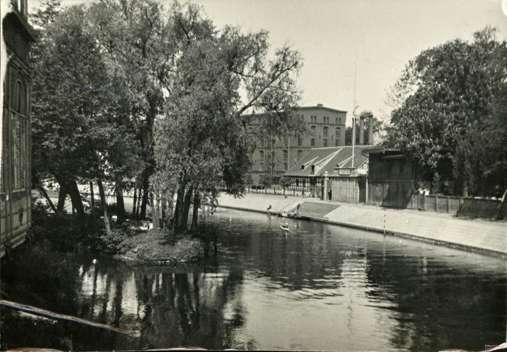 Historyczny widok na Karmelicką od strony Brdy