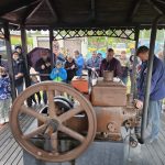 moment odpalenia zabytkowego silnika