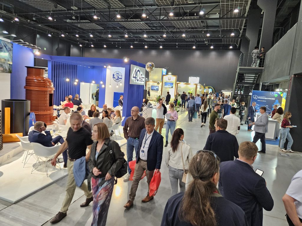 Widok na Halę targową Targów Wod.-Kan. 2025