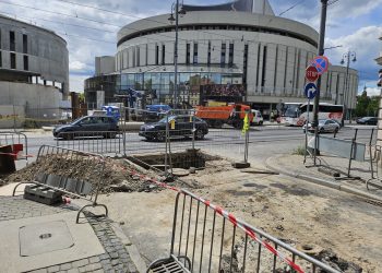 Widok na Operę i wykop przy ulicy Warmińskiego