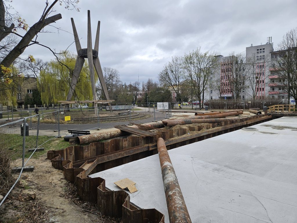 budowa zbiorników retencyjnych