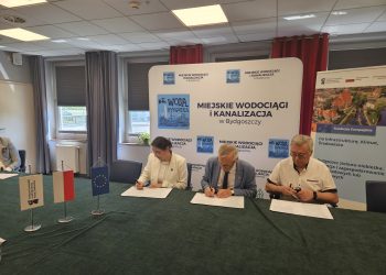 Podpisanie kontraktu firma Alfa